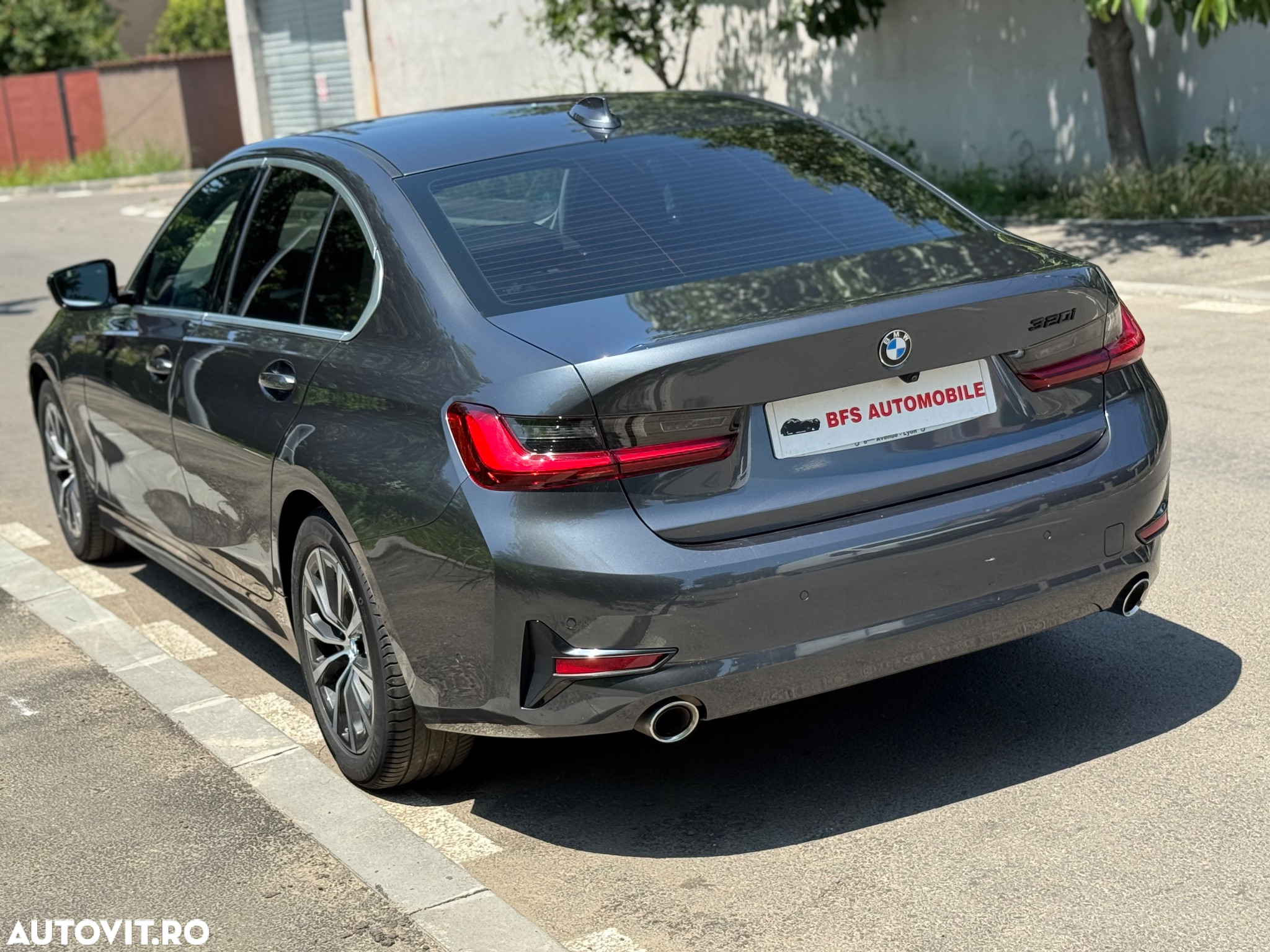 BMW Seria 3 320i AT - 21