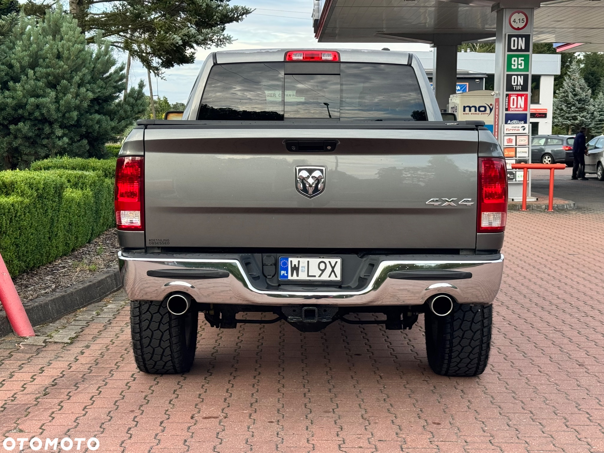 Dodge RAM 1500 5.7 4x4 - 5