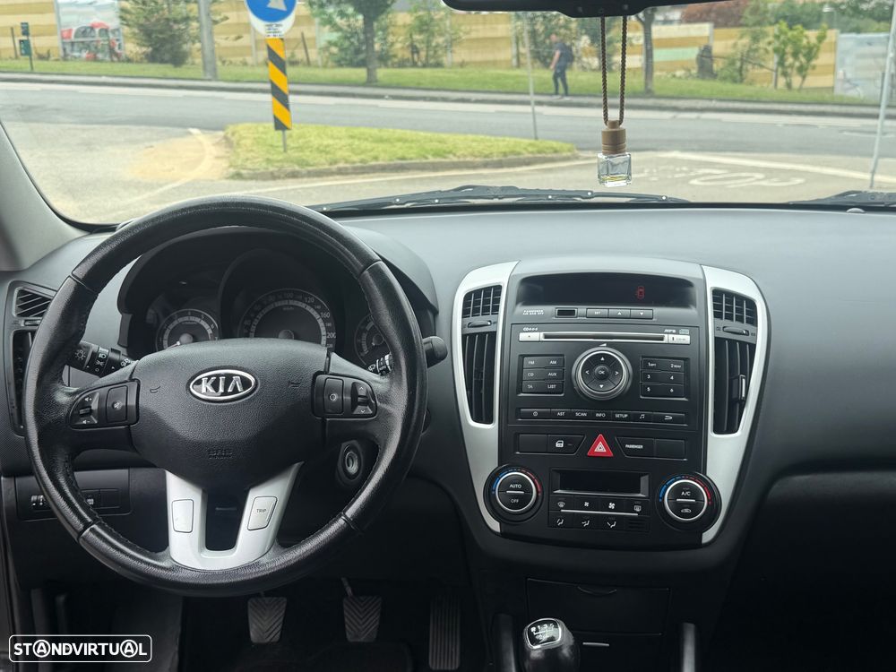 Kia Ceed SW 1.4 CVVT EX ISG - 10