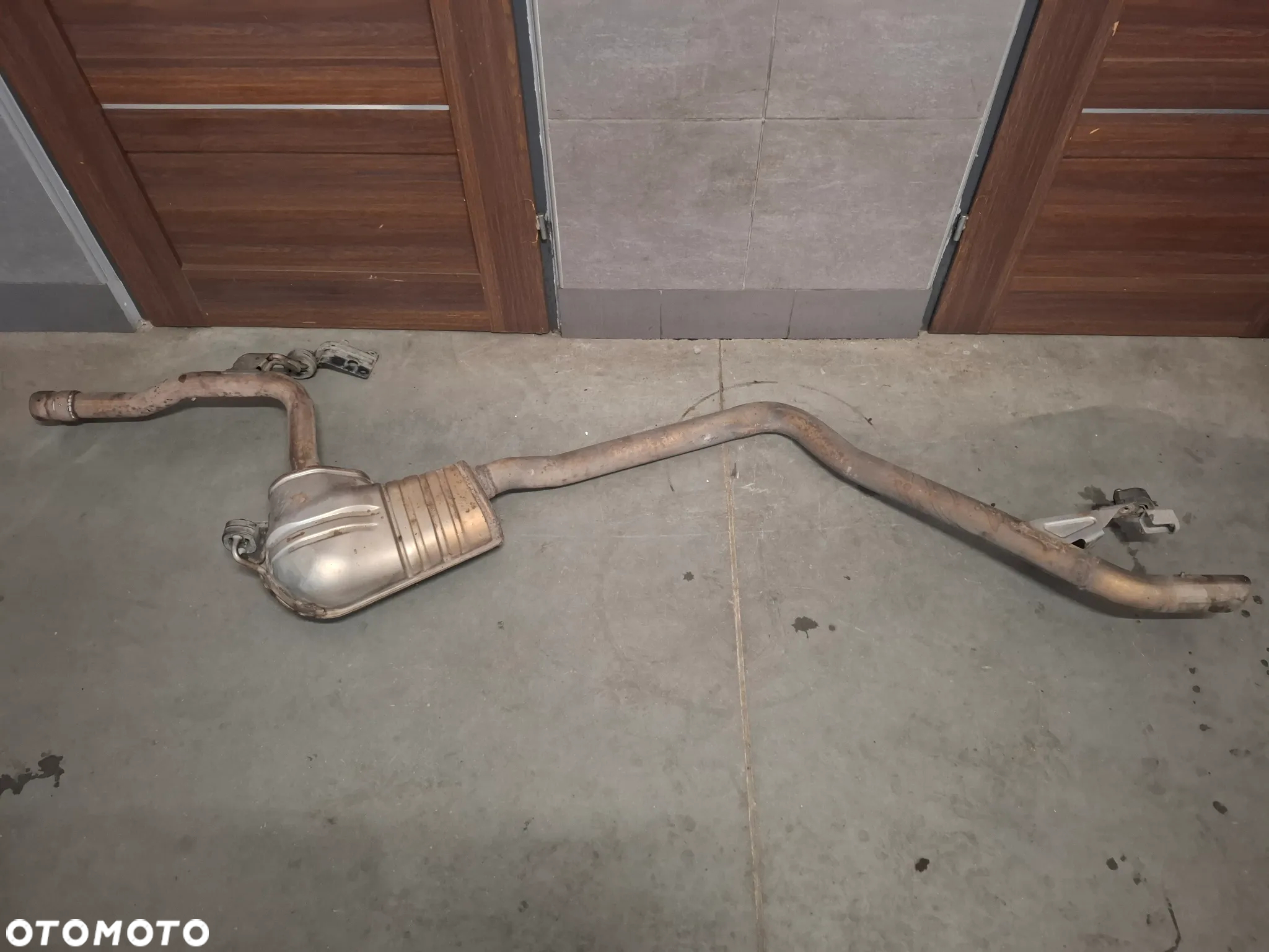 Wydech tłumik Audi A4 B9 nr 8W0253411D rok 2016 - 6