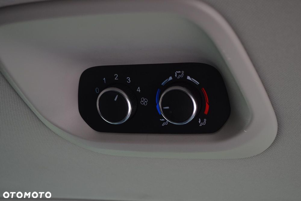 Ford Tourneo Custom 2.0 EcoBlue Hybrid L2 Titanium - 26