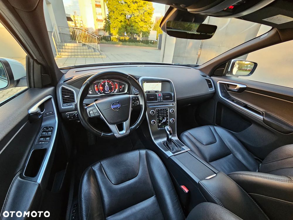 Volvo XC 60 D4 Geartronic Summum - 23