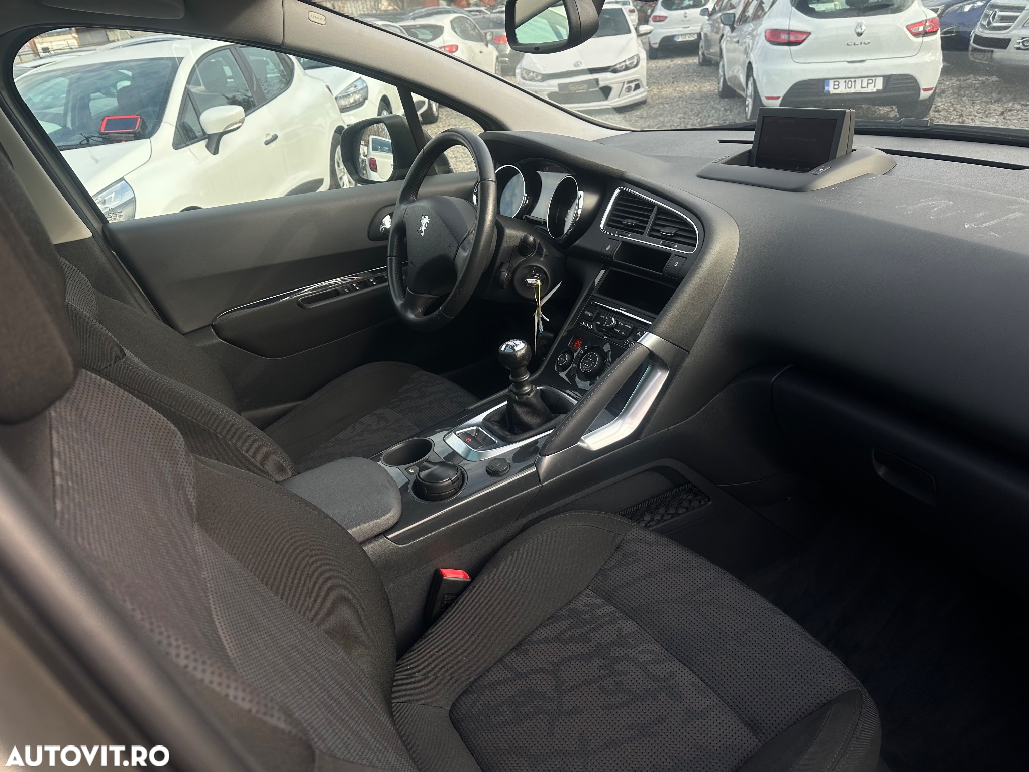 Peugeot 3008 155 THP Premium - 13