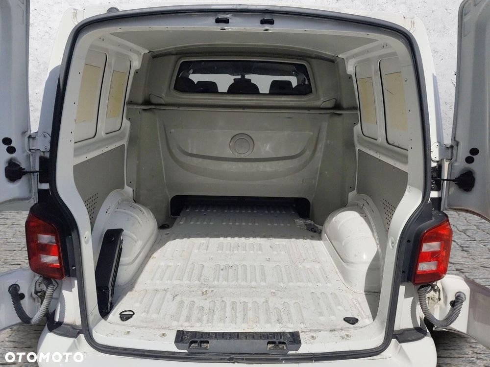 Volkswagen Transporter - 15