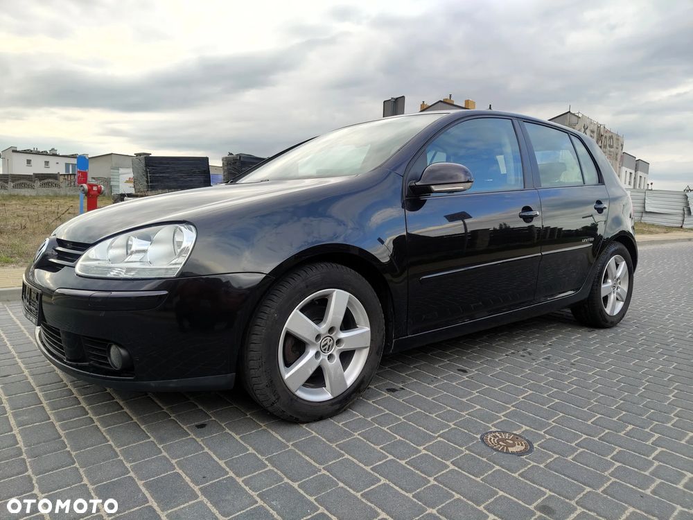 Volkswagen Golf 1.9 TDI DPF United BlueMotion - 2