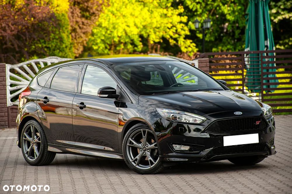 Ford Focus 1.5 EcoBlue Start-Stopp-System ST-LINE STYLE - 3