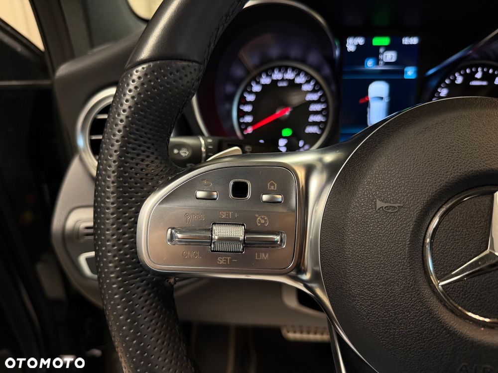 Mercedes-Benz GLC 200 4Matic 9G-TRONIC AMG Line - 16