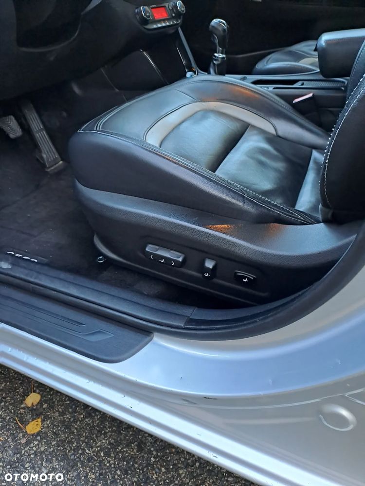 Kia Ceed 1.6 CRDi 128 Platinum Edition - 11