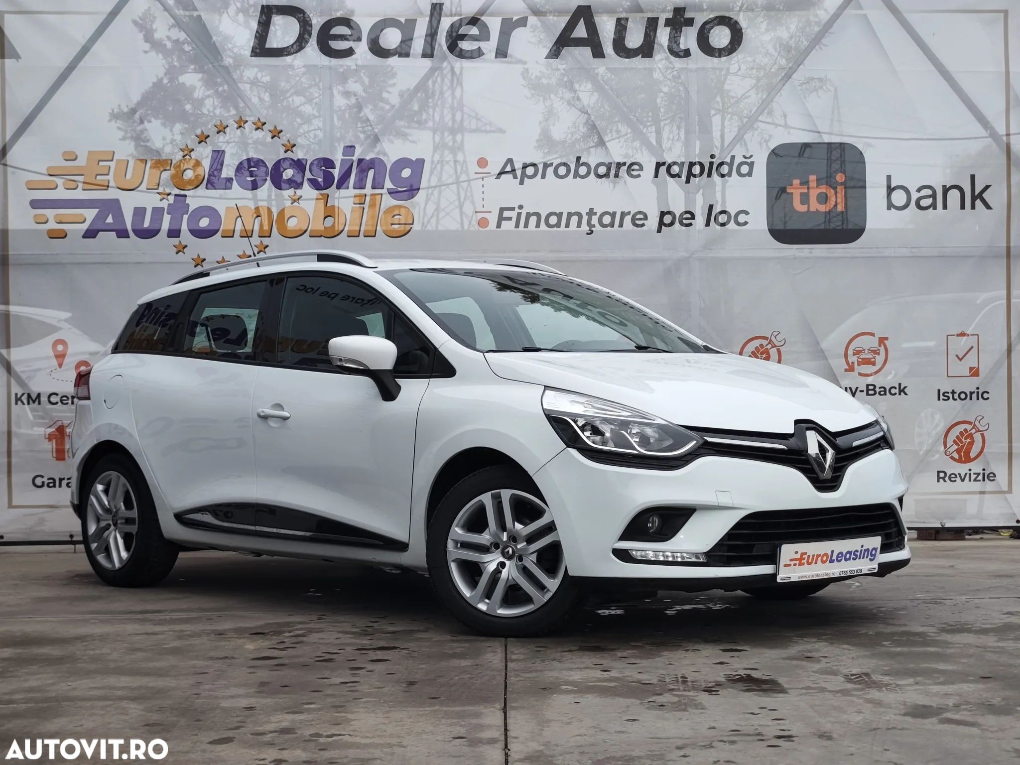Renault Clio - 1