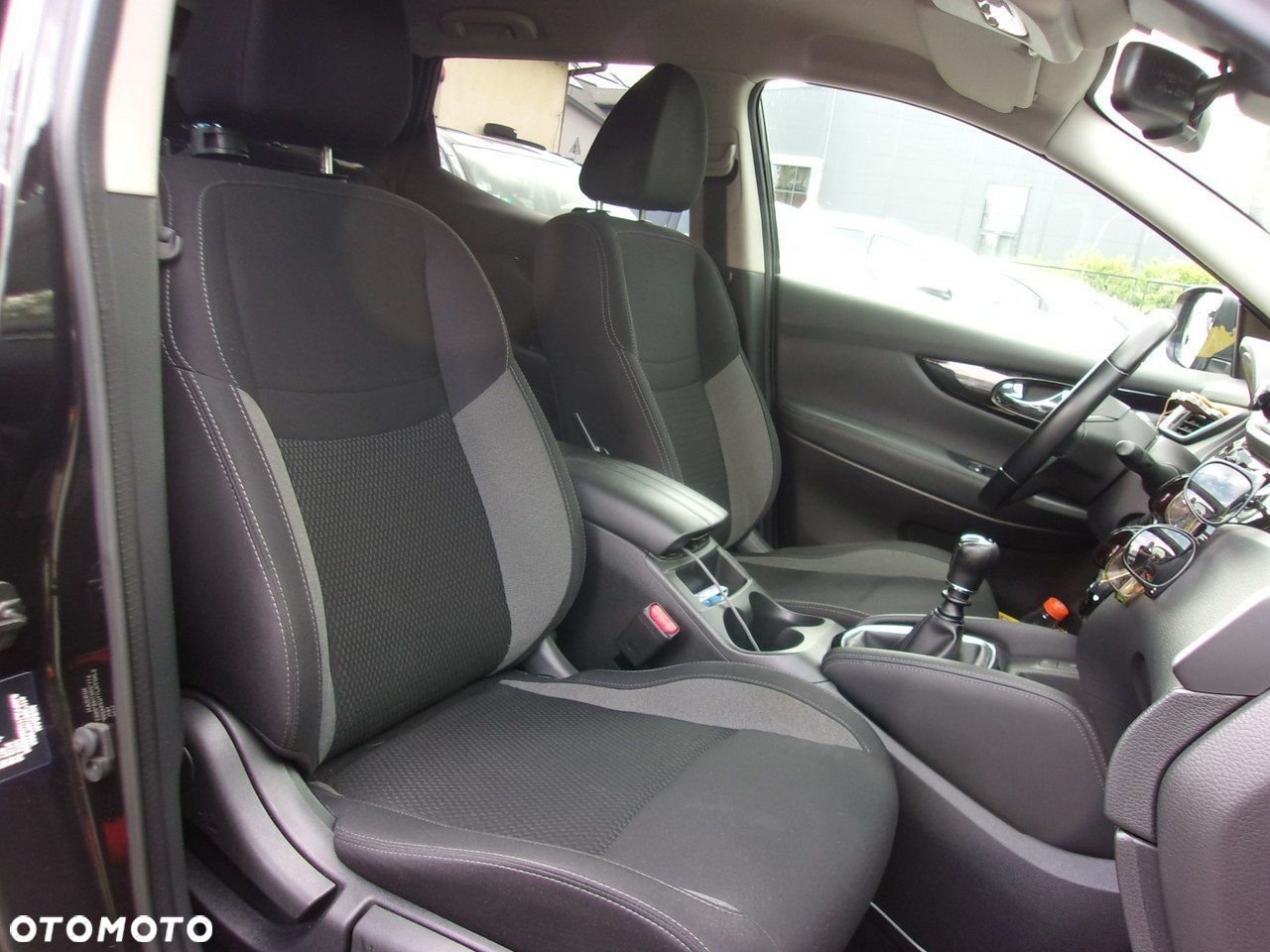 Nissan Qashqai 1.3 DIG-T Acenta - 27