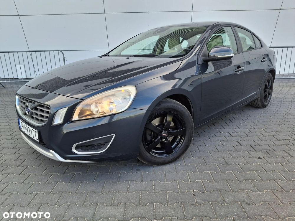 Volvo S60 D3 Geartronic Summum - 10