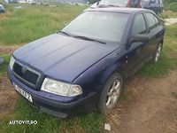 Dezmembrez Skoda Octavia 1