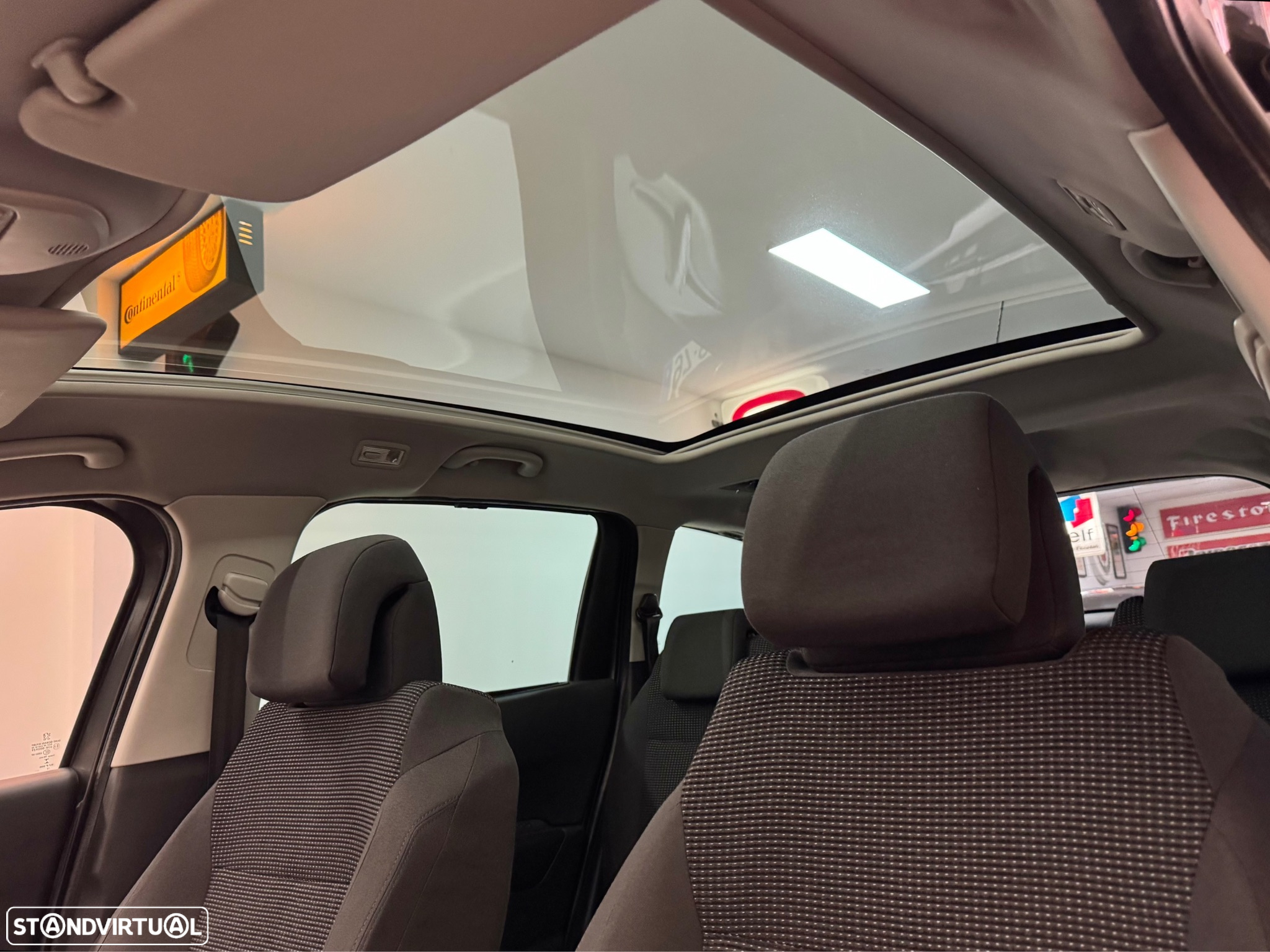 Peugeot 5008 1.6 E-HDi 7L Allure 2-Tronic - 13