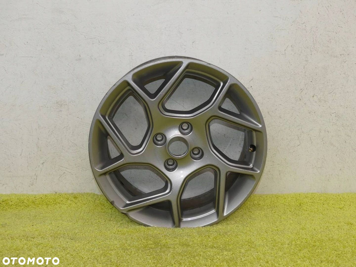 Ford Fiesta 2018 Felgi aluminiowe R17 - 1