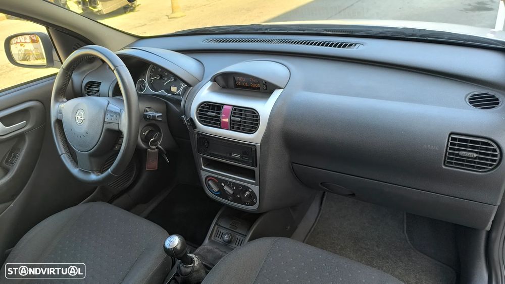 Opel Corsa 1.2 16V N-Joy - 10