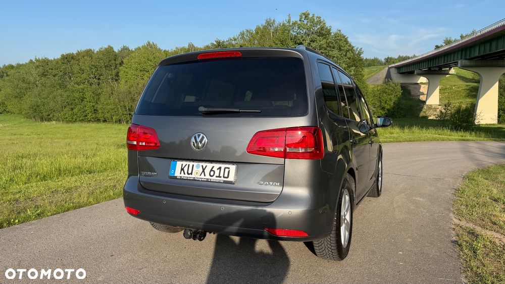 Volkswagen Touran 2.0 TDI DPF STYLE - 34