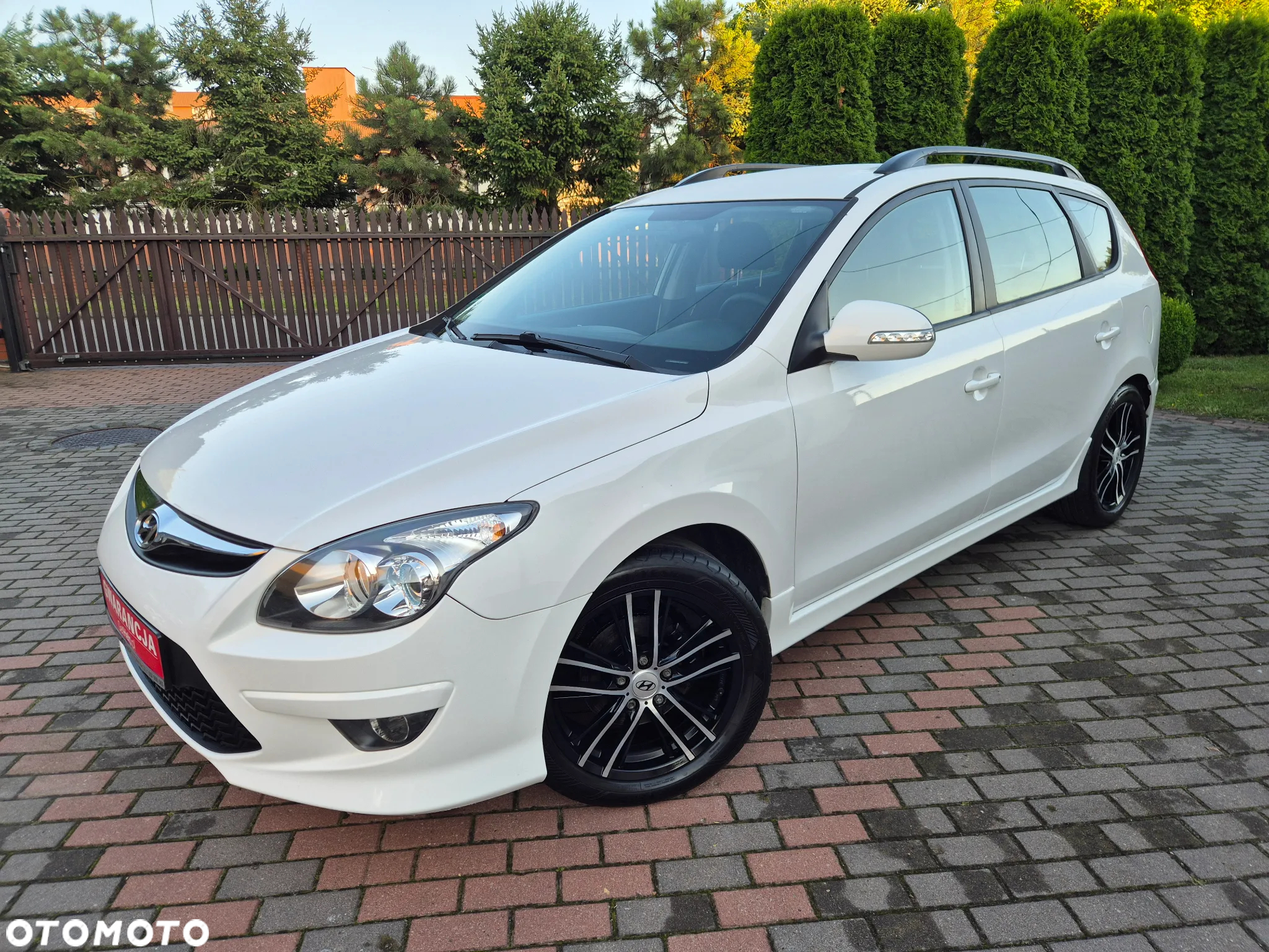 Hyundai i30 i30cw 1.6 CRDi Edition 20 - 2