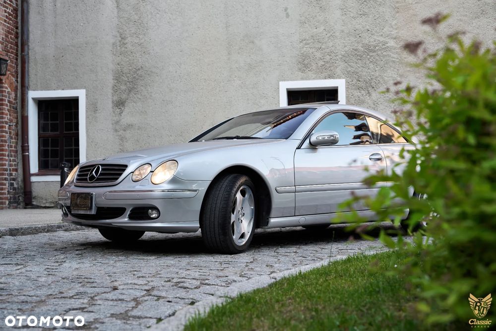 Mercedes-Benz CL 500 - 35