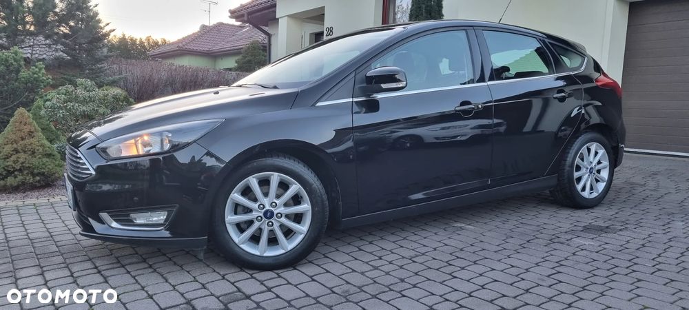 Ford Focus 1.0 EcoBoost Titanium ASS - 4