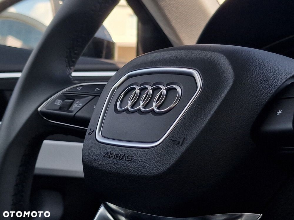 Audi A4 Limousine - 31