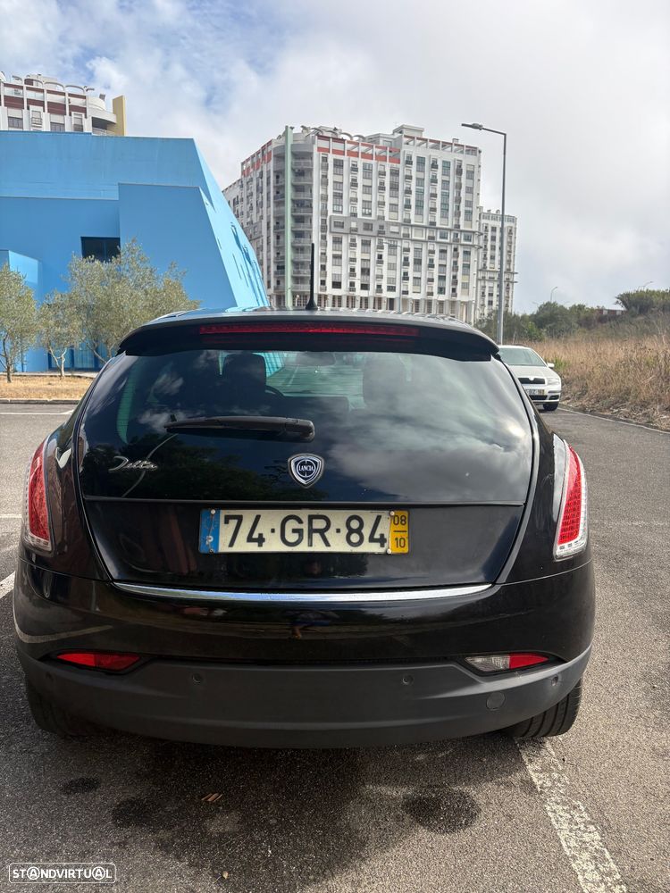 Lancia Delta 1.6 M-Jet Argento - 3