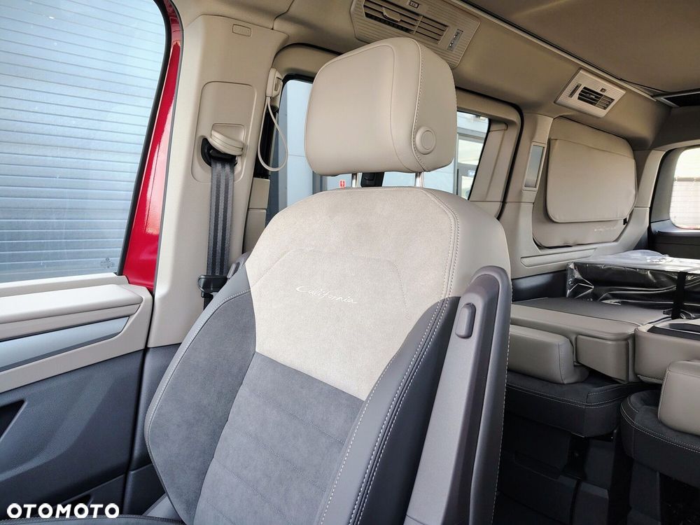 Volkswagen california Nowa California Beach silnik: 2,0 l TSI OPF 204 KM / skrzynia biegów: 7-biegowa DSG rozstaw osi: 3124 mm - 18