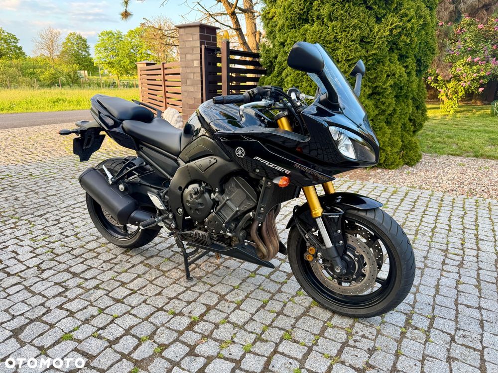 Yamaha FZ8 - 1
