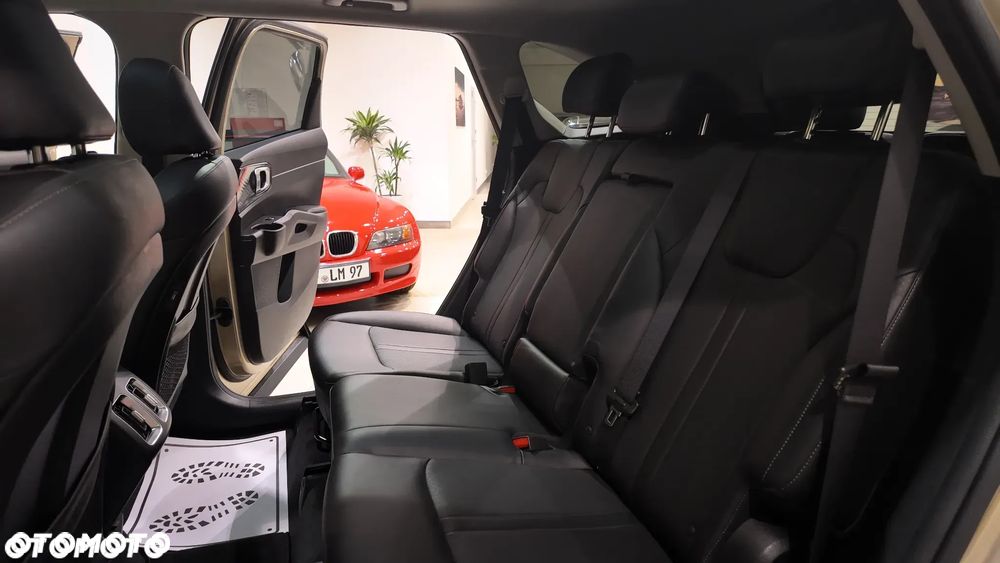 Kia Sorento - 30