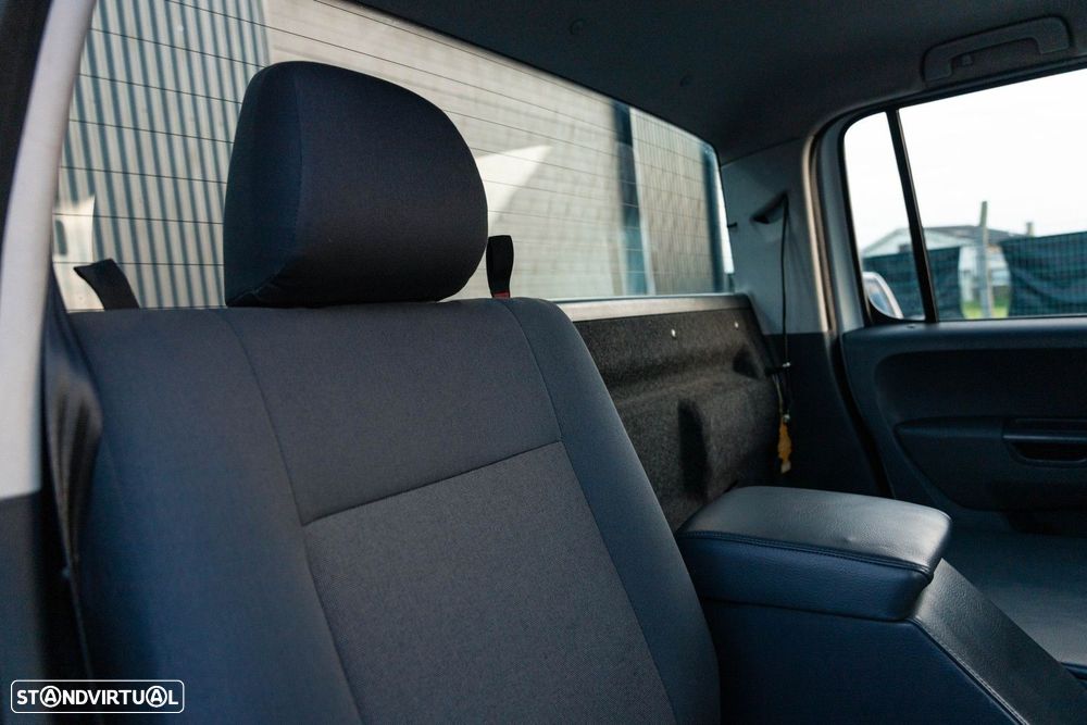 VW Amarok 2.0 TDi CD Trendline 4Motion - 26