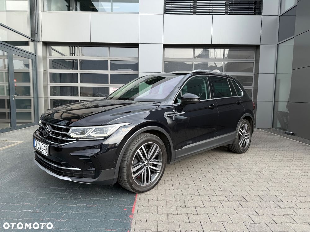 Volkswagen Tiguan 2.0 TSI 4Mot Elegance DSG - 2