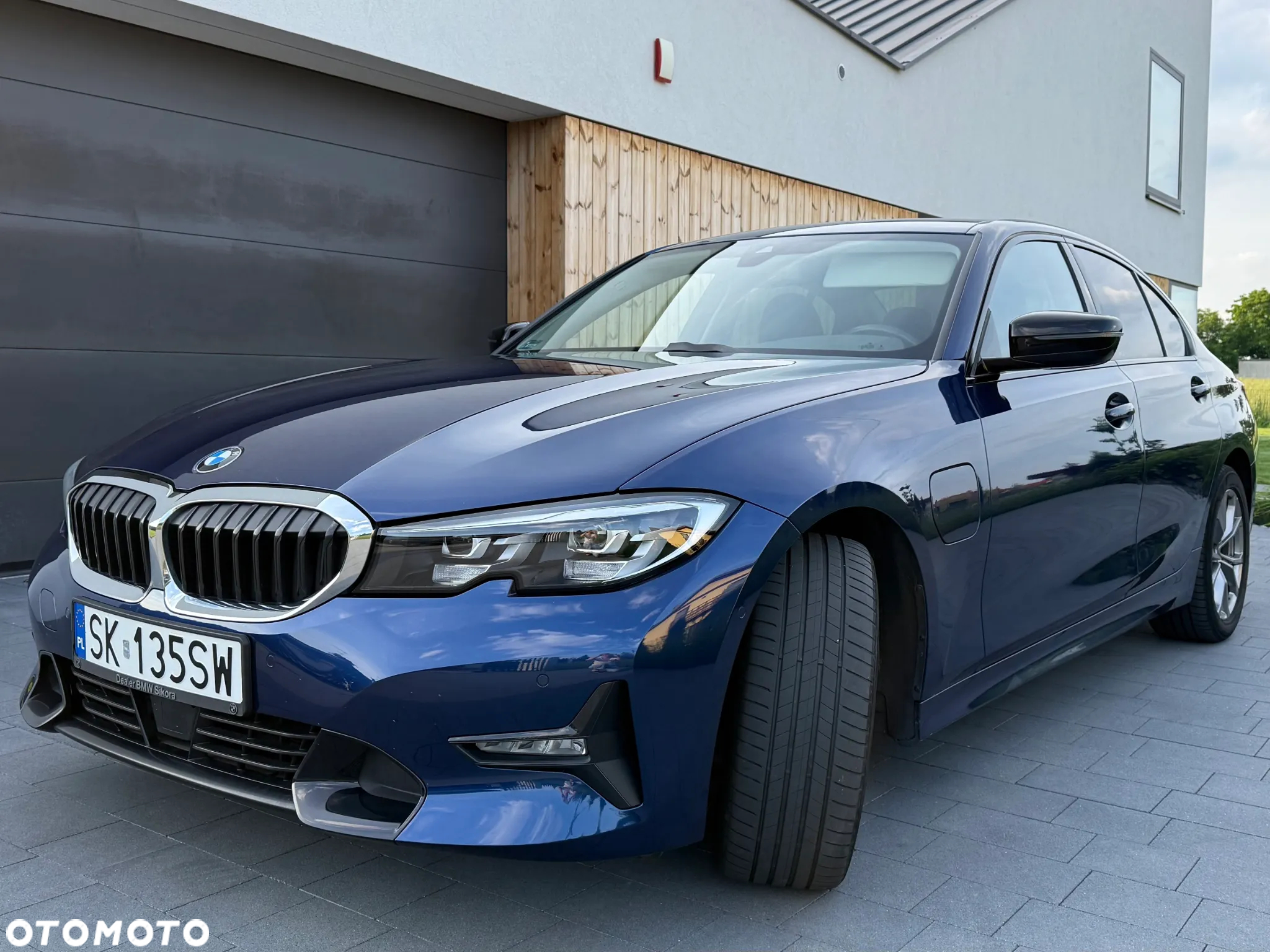 BMW Seria 3 330e Sport Line - 2