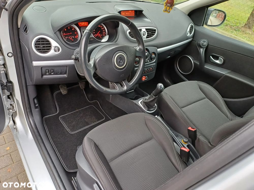 Renault Clio 1.5 dCi Alize - 30