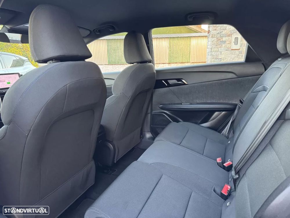 MG MG4 51 kWh Standard - 17