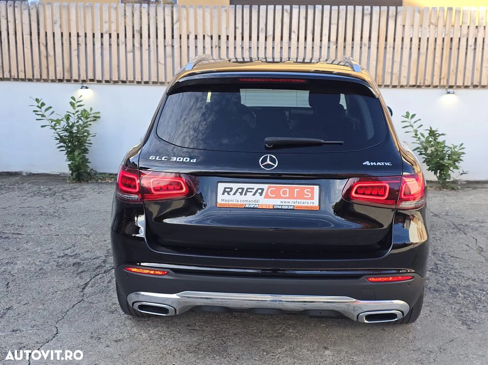 Mercedes-Benz GLC - 9