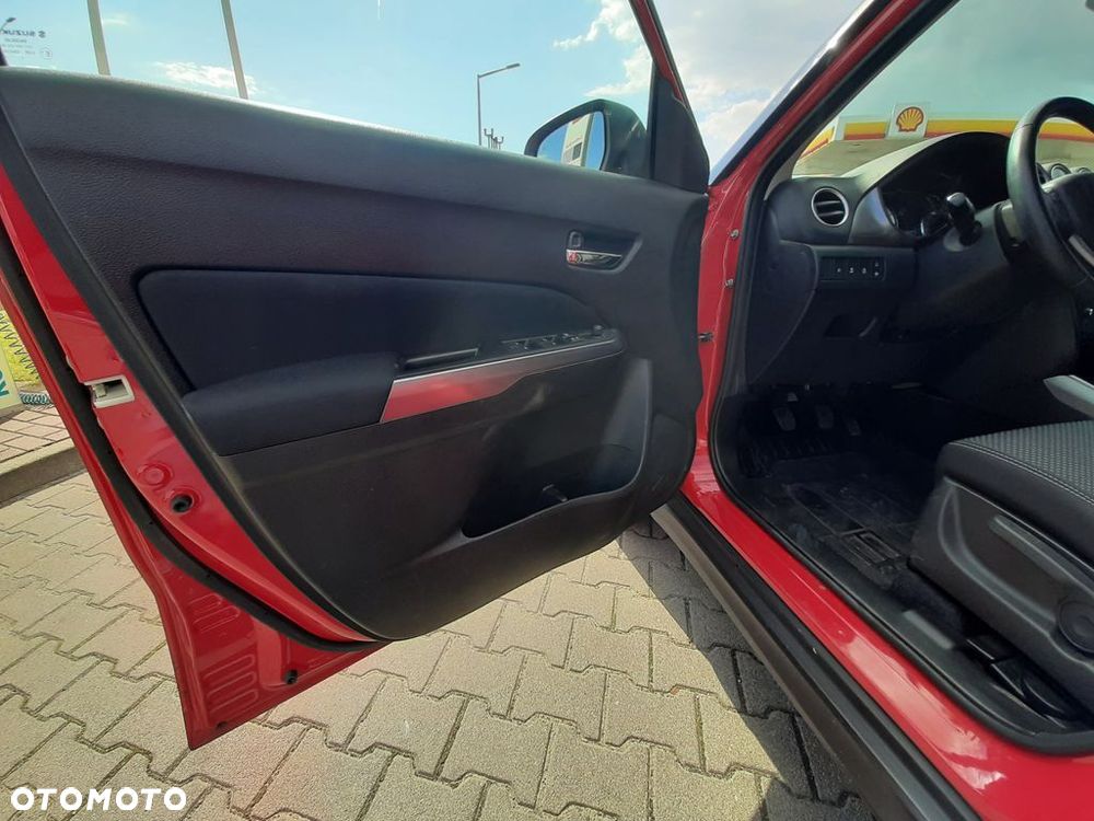 Suzuki Vitara - 10