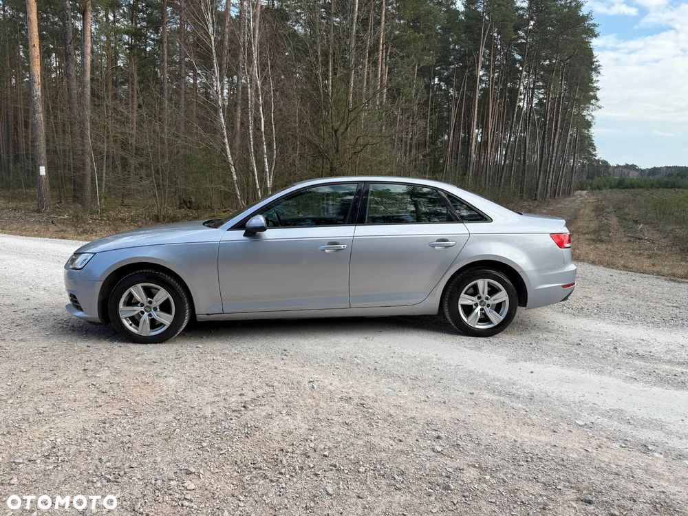 Audi A4 Limousine 2.0 TDI - 4