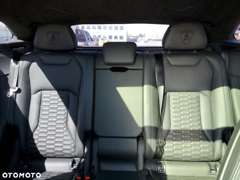 Lamborghini Urus Standard - 10