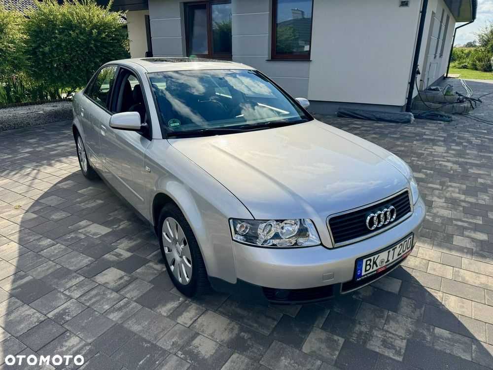 Audi A4 Limousine - 7