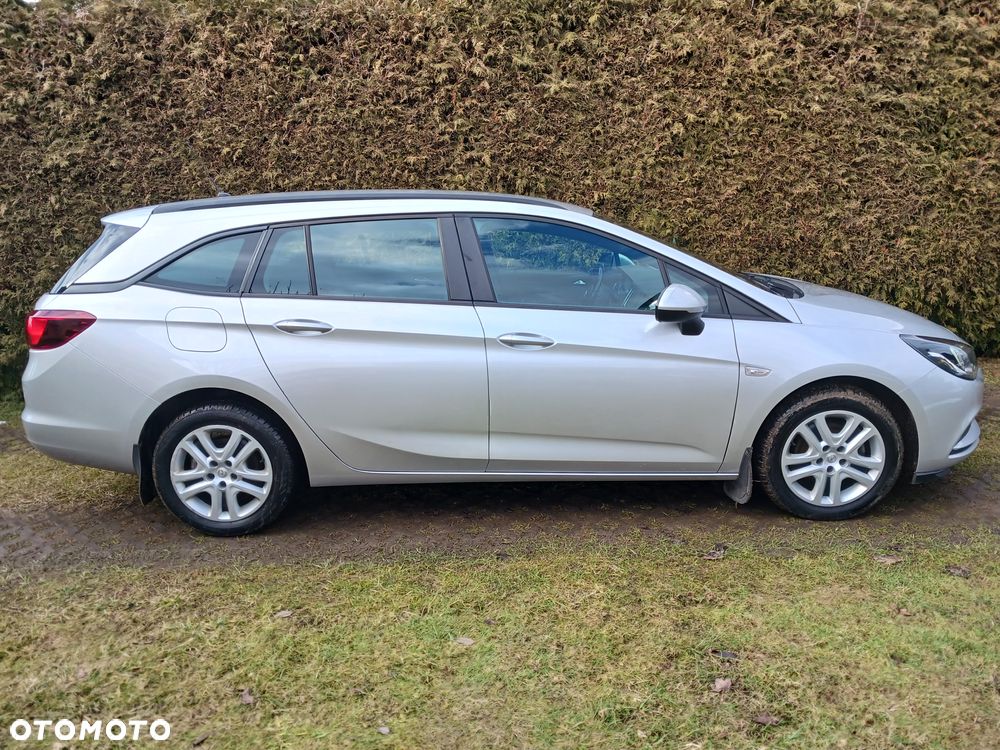 Opel Astra 1.6 CDTI Enjoy - 6