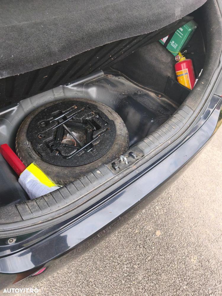 Kia Ceed - 7