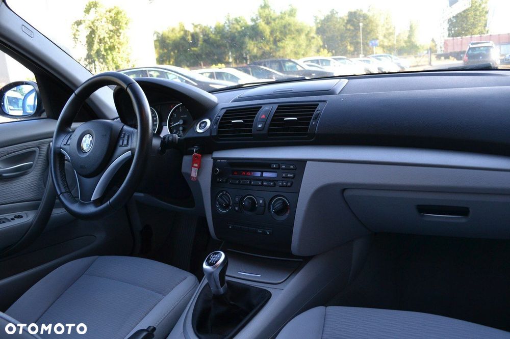 BMW Seria 1 116i - 10