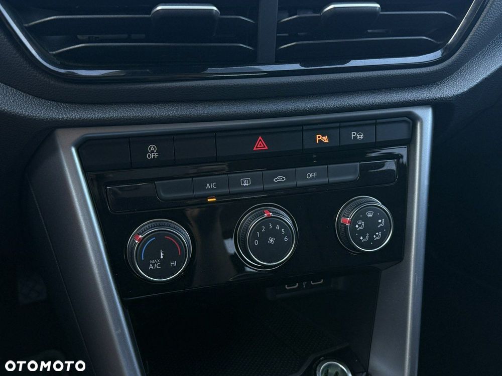 Volkswagen T-Roc 1.5 TSI Life - 27