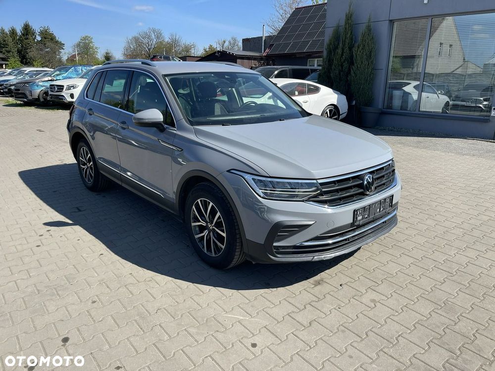 Volkswagen Tiguan 2.0 TDI SCR Life DSG - 3