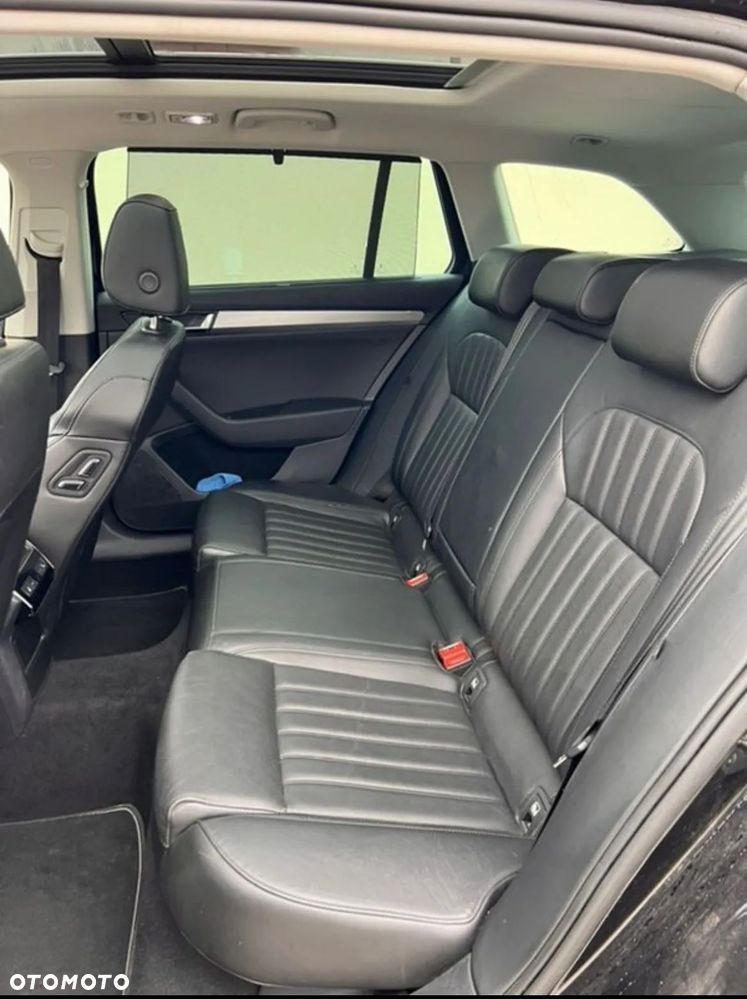 Skoda Superb 2.0 TDI L&K DSG - 13