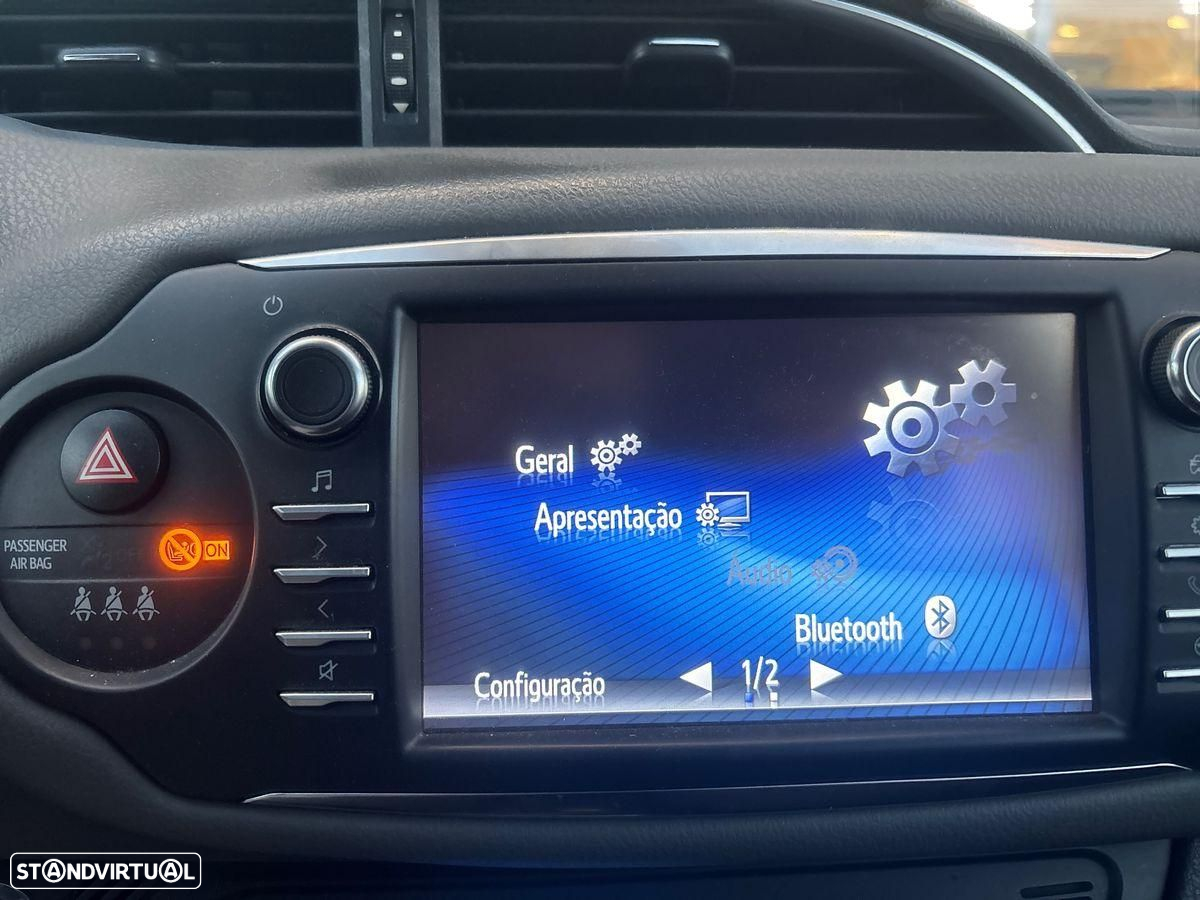 Toyota Yaris 1.5 HSD Comfort - 19