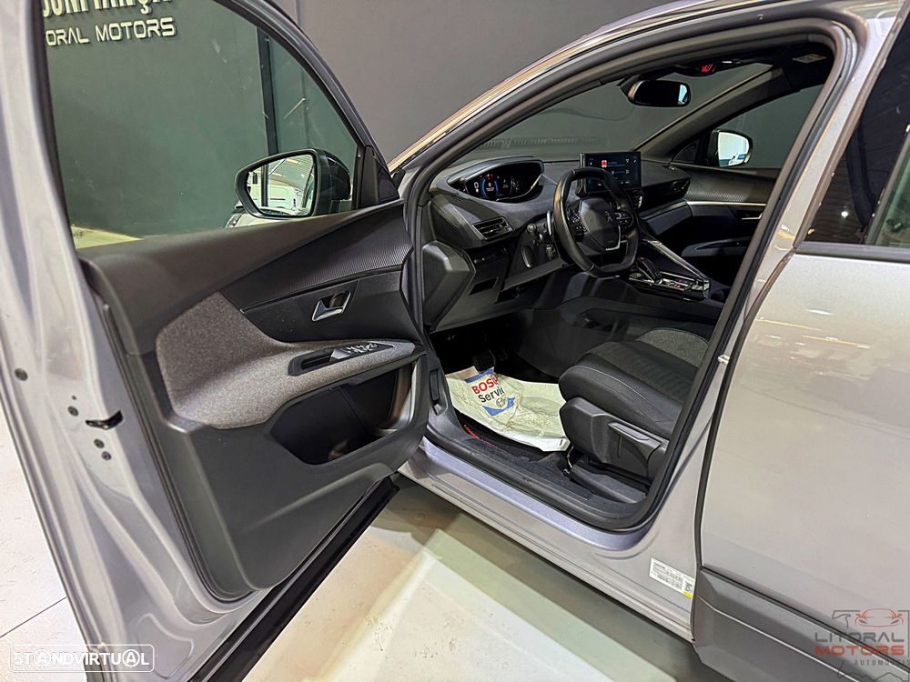 Peugeot 3008 1.2 PureTech Allure EAT8 - 14