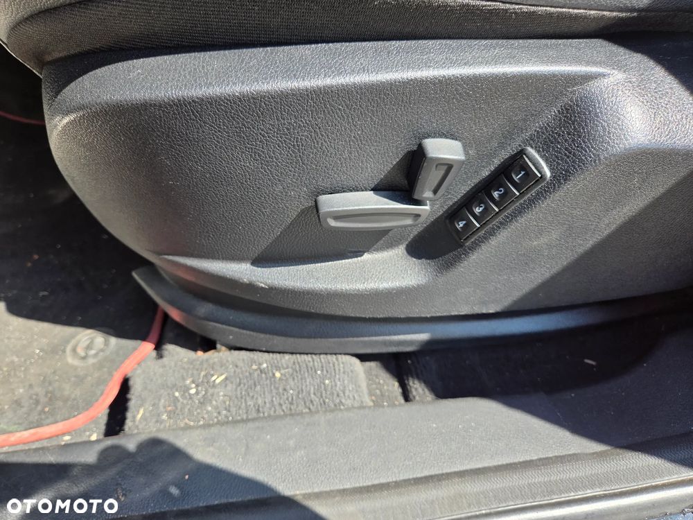 Ford S-Max - 17