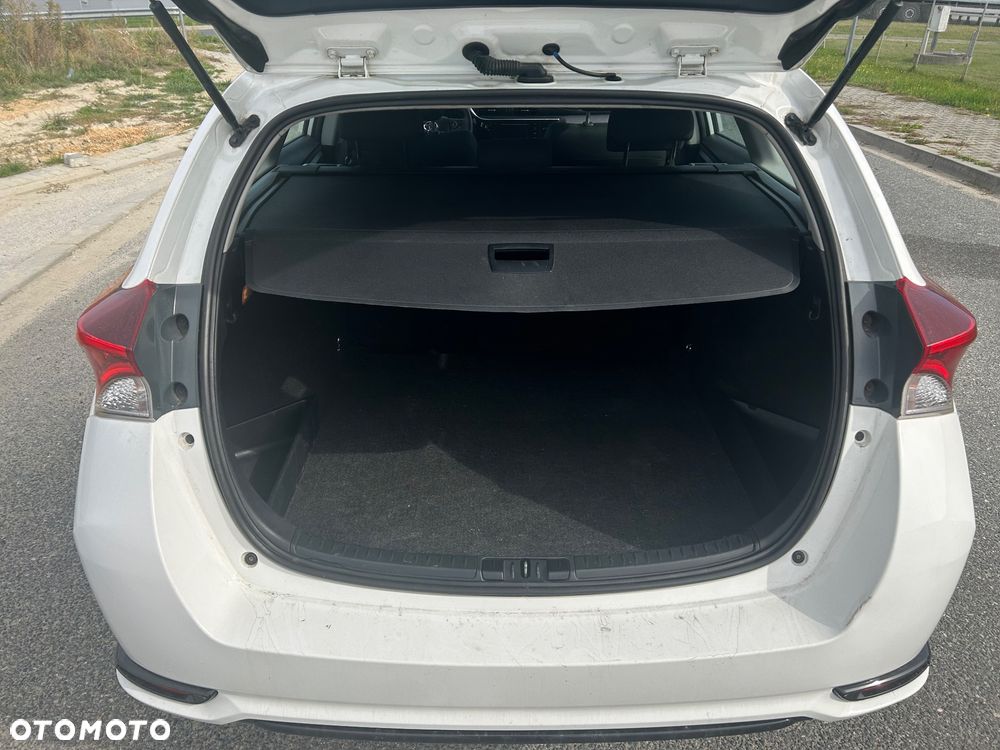Toyota Auris 1.4 D-4D Active - 6