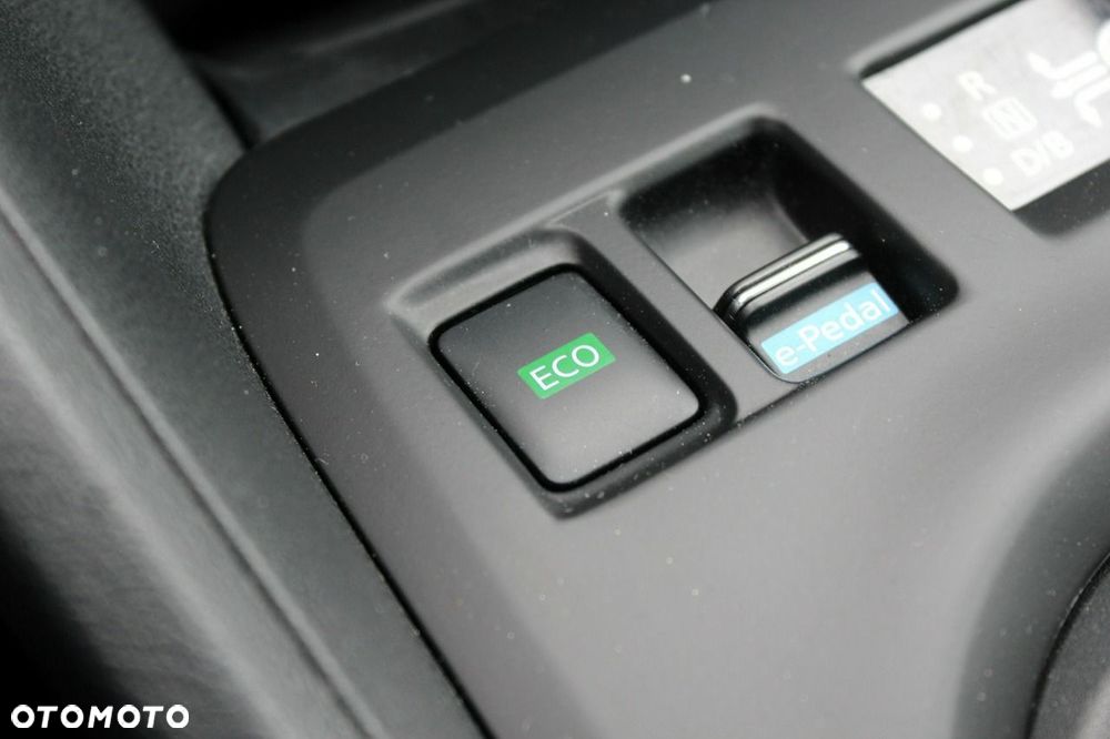 Nissan Leaf 40kWh Acenta - 24