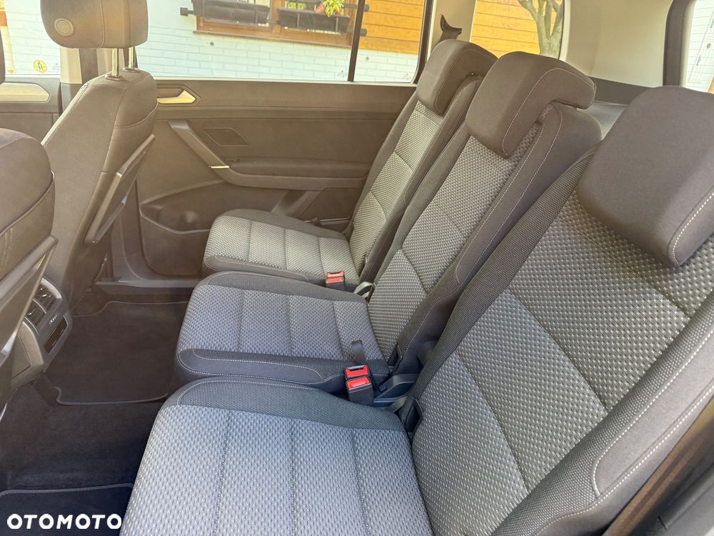 Volkswagen Touran 1.5 TSI EVO Comfortline Plus - 19
